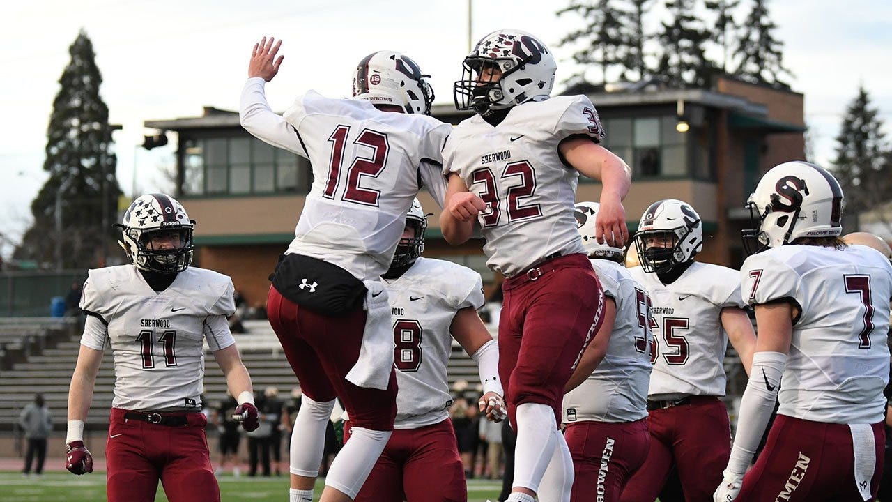 High school football rankings: West Linn headlines Oregon Preseason  MaxPreps Top 25 - MaxPreps