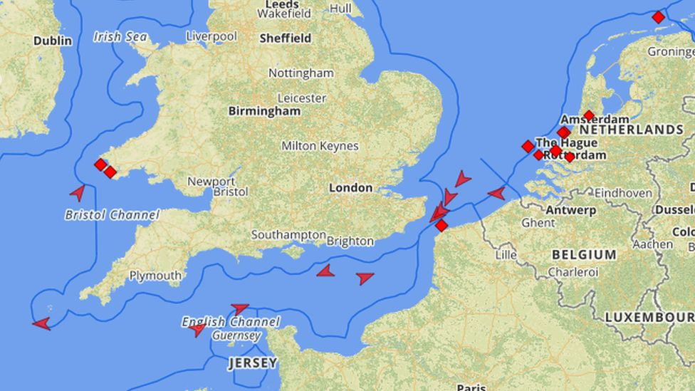 Map of LNG ships off northern Europe