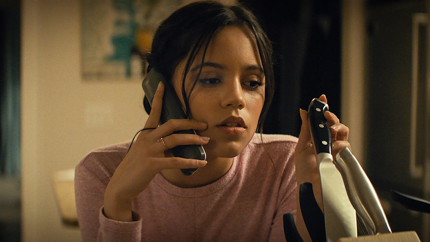 Ghostface Attacks Jenna Ortega in New Image from 'Scream' Relaunch - Bloody  Disgusting