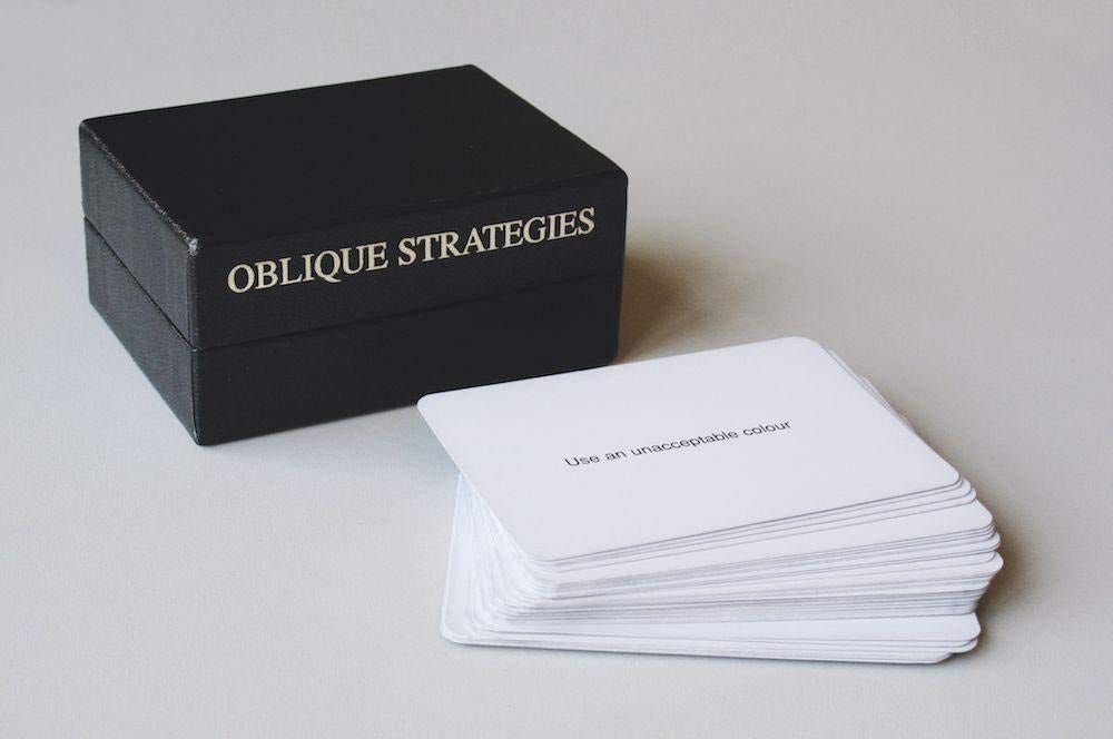Oblique strategies: Over one hundred worthwhile dilemmas: Eno, Brian:  Amazon.com: Books