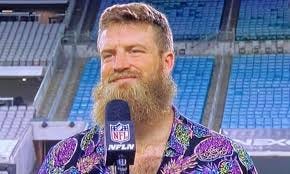 Miami Dolphins: NFL fans fell in love with Ryan Fitzpatrick's outfit