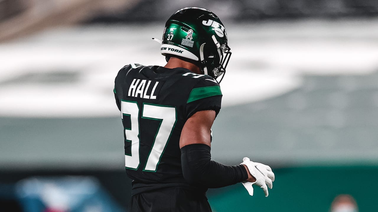 Jets&#39; CB Bryce Hall Makes NFL Debut After 8-Week Wait
