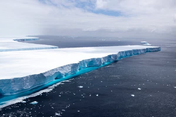 The iceberg A68a in the South Atlantic near South Georgia in December 2020.