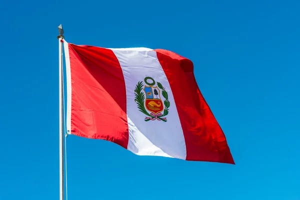 Peruvian flag fotos de stock, imágenes de Peruvian flag sin royalties |  Depositphotos