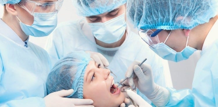 Cirurgias odontológicas - Clínica Odontológica Sorriso Capixaba