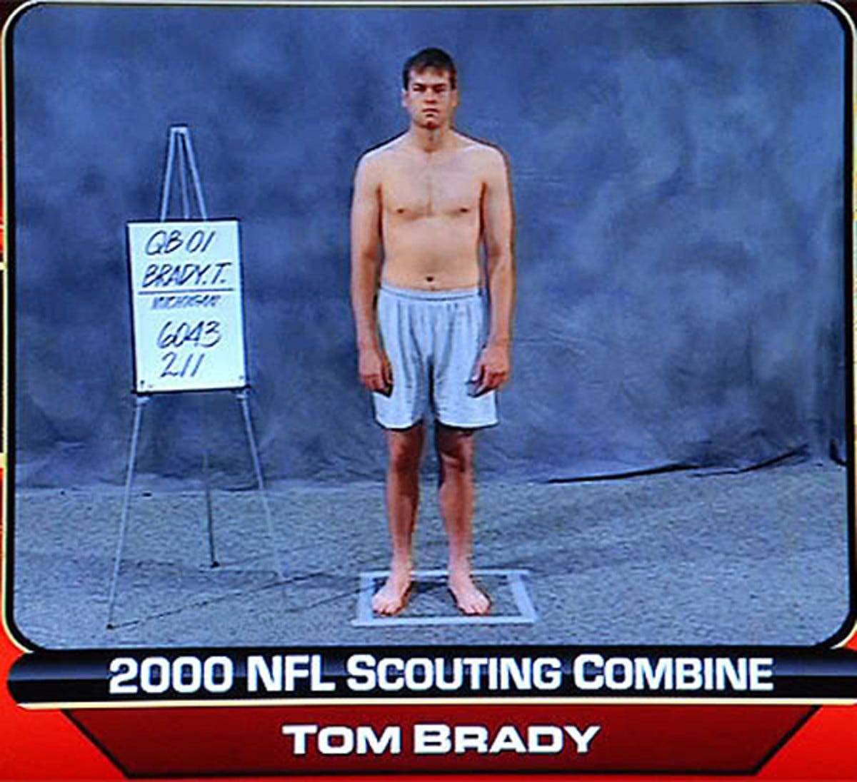 Here's A Pic Of Tom Brady Shirtless At The 2000 NFL ...