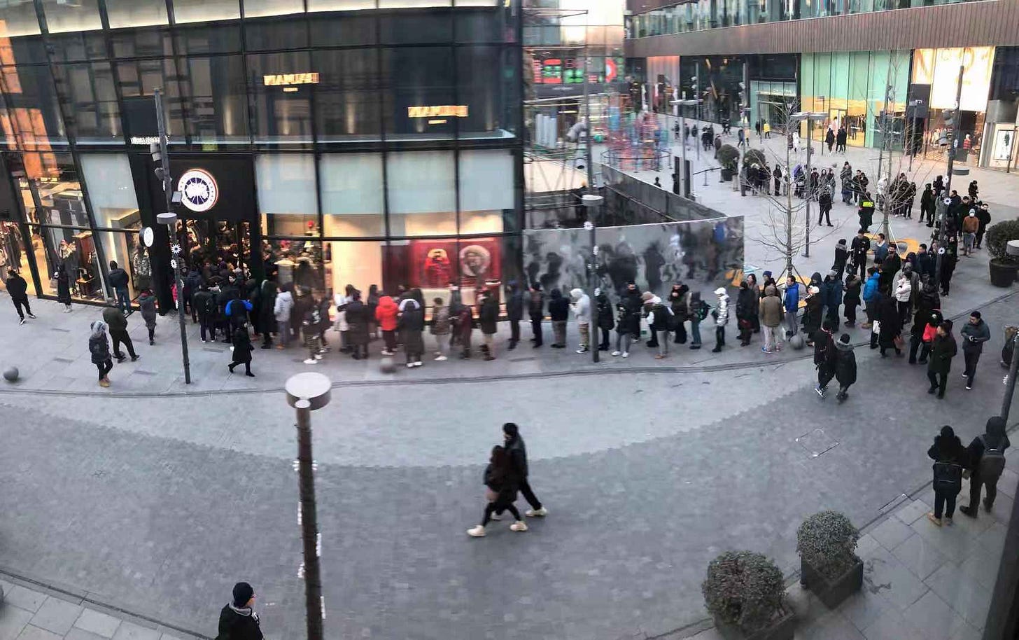 No Ruffled Feathers: Fashionistas Flock to Beijingâs New Canada Goose Shop