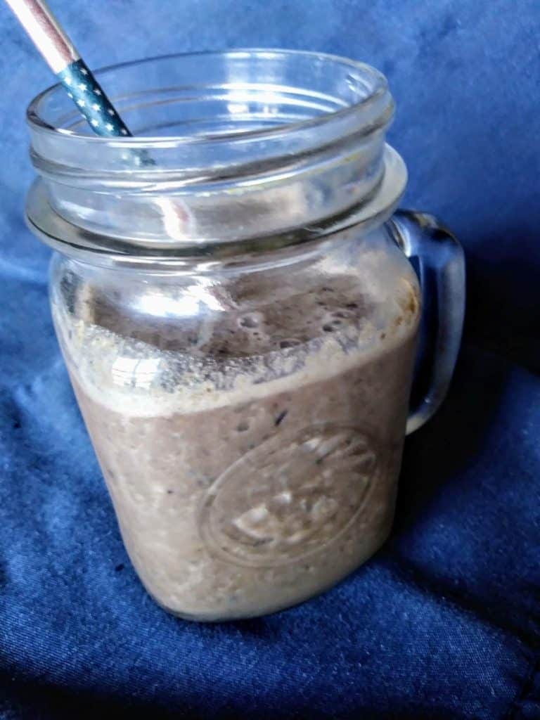 blueberry smoothie with almond butter