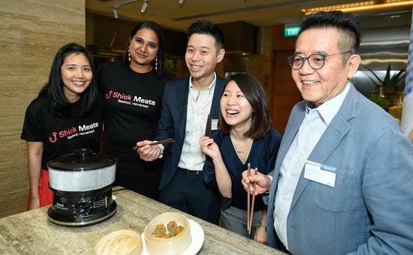 Cell-based shrimp dumplings tasting in Singapore (source: Shiok Meats)