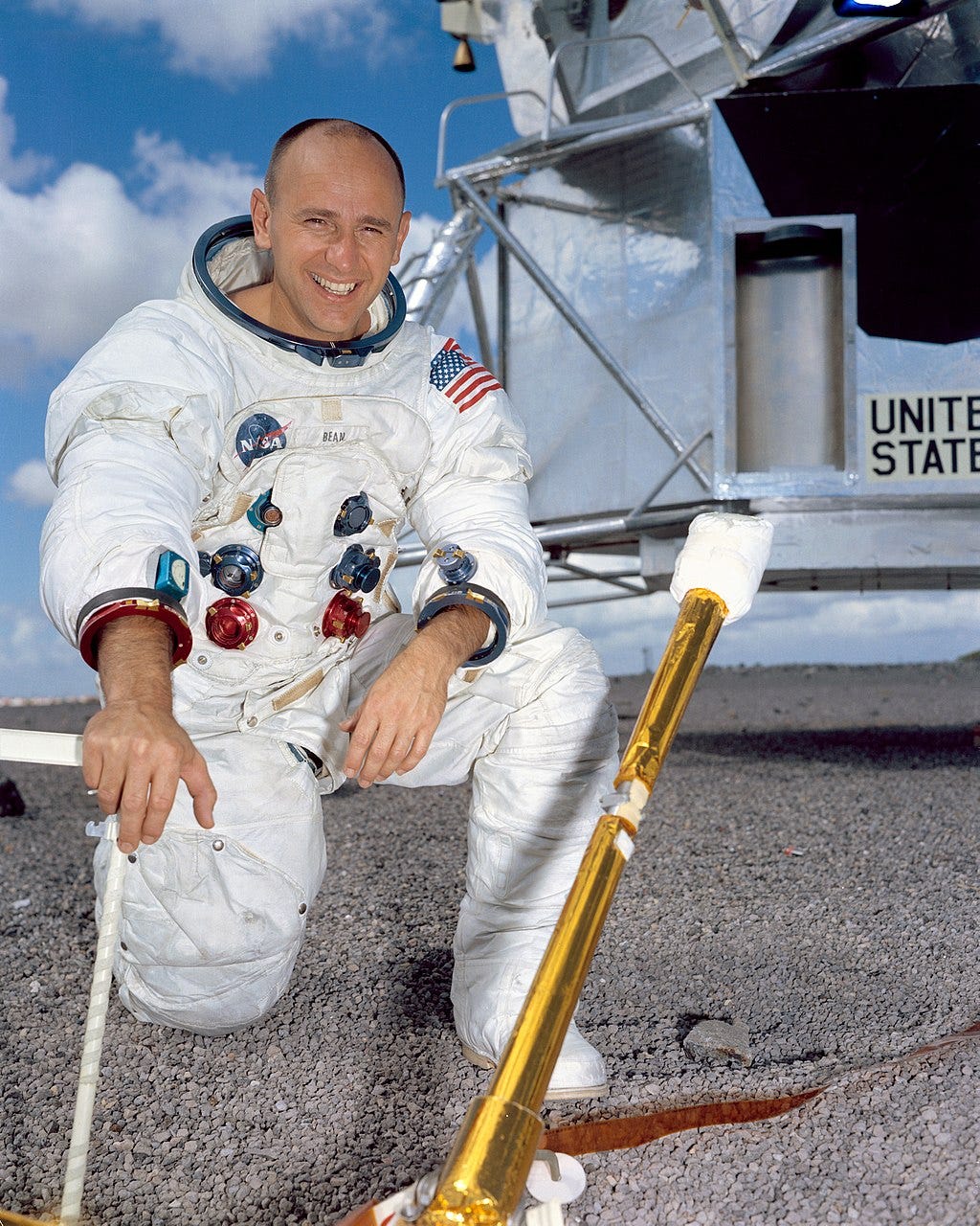 picture of Alan Bean