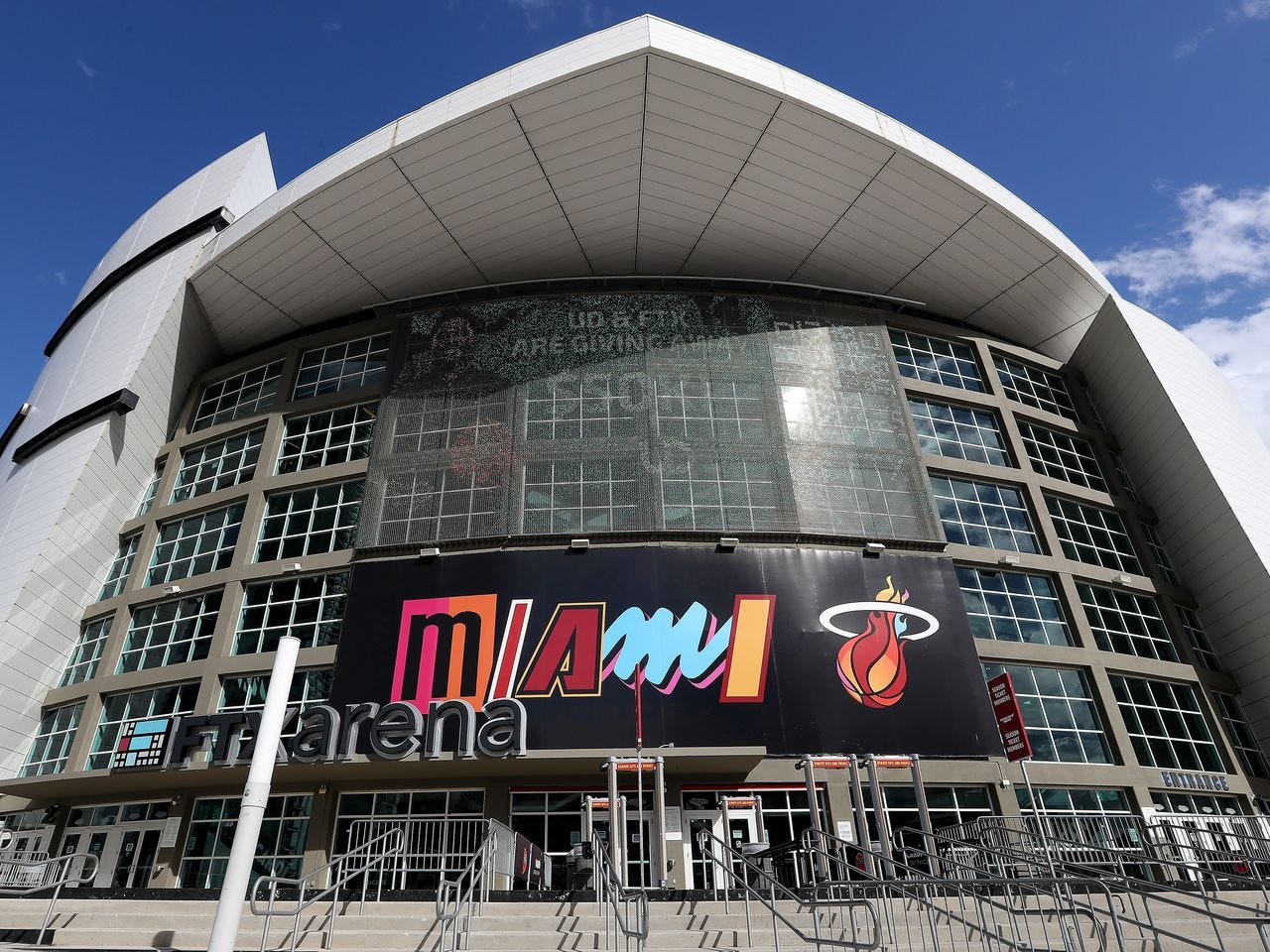 The Stadium Branding Curse Hits Miami Heat's FTX Arena - WSJ