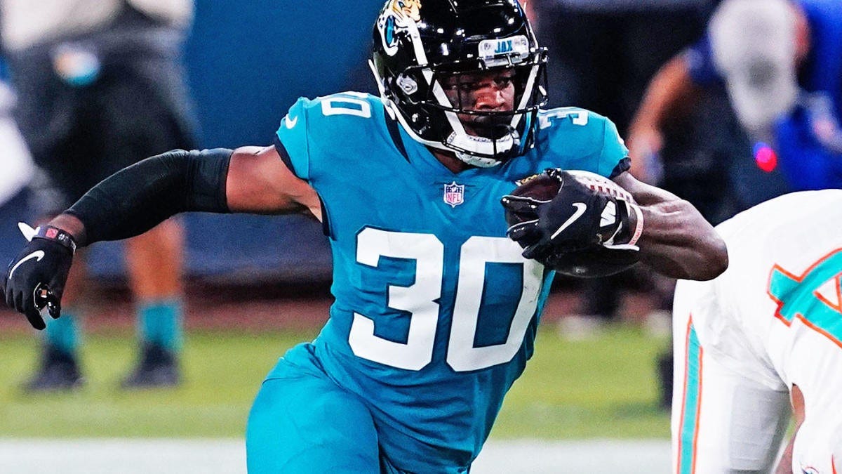 Jets acquire James Robinson from Jaguars via trade after Breece Hall  suffers torn ACL - CBSSports.com