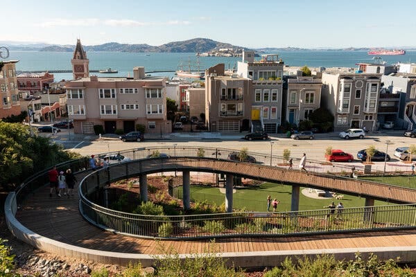 Always a home for lovers of the outdoors, San Francisco during the pandemic saw a near-universal embrace of an indoor-outdoor city life. Francisco Park in the city’s Russian Hill neighborhood opened in April.