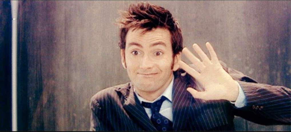 Image of David Tennant waving from Doctor Who.