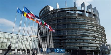 Parlement européen : une assistante parlementaire dénonce ...