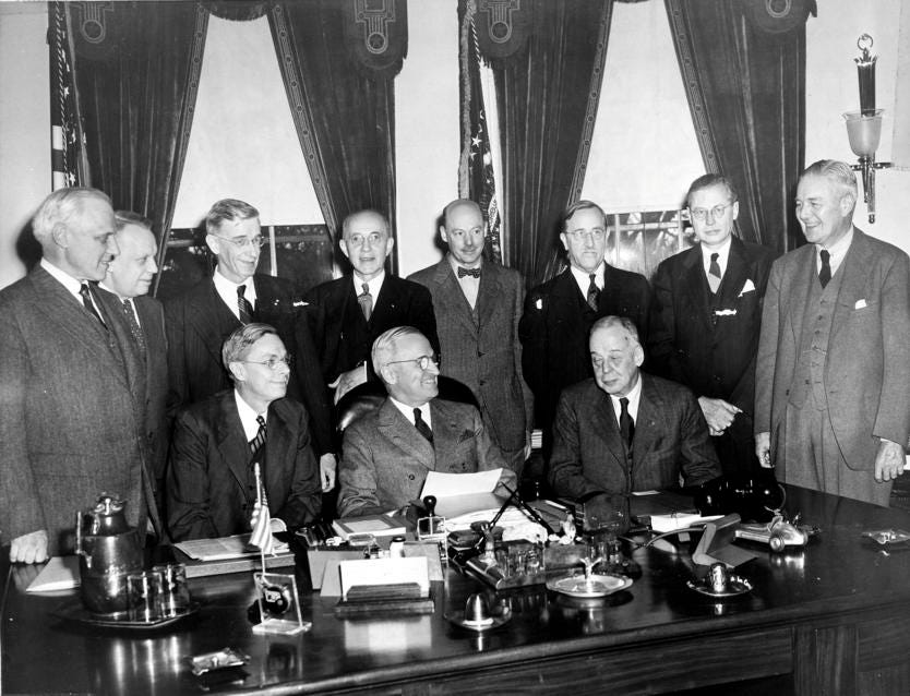 https://upload.wikimedia.org/wikipedia/commons/a/ab/Truman_and_the_National_Defense_Research_Committee.jpg