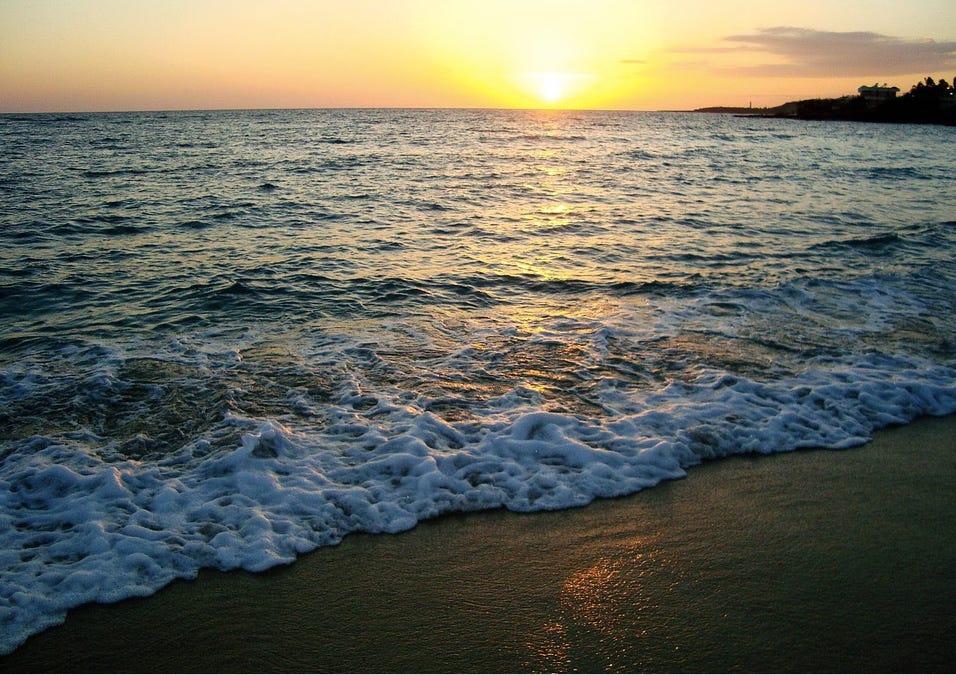 sun over ocean horizon via MaxPixel.net: https://www.maxpixel.net/Beach-Sunrise-Sky-Tropical-Sand-Relaxation-Sea-5194555 (CC0)