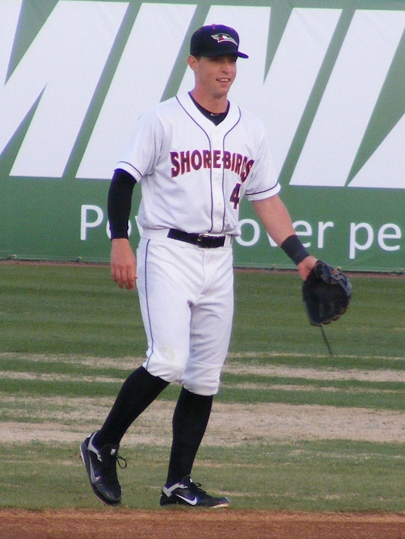 Jeff Kemp awaits a throw in a Shorebirds exhibition against SU.