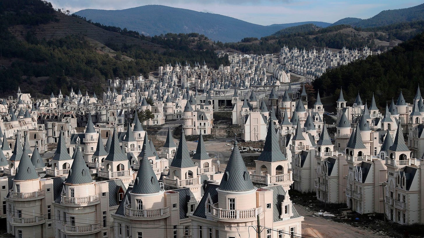 Burj Al Babas consists of more than 700 multi-story castles, half of which were already sold by 2019. After a series of unfortunate world events, Turkey’s economy dried up, leaving the sweeping village’s fate uncertain.