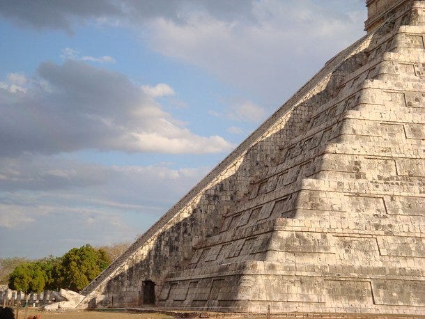 Confira o fenômeno da “descida de Kukulkán” em Chichén Itzá - Mega Curioso