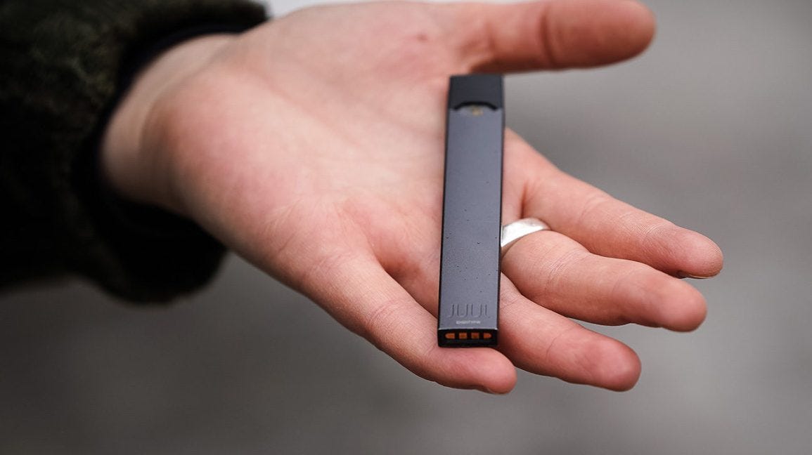 JUUL Side Effects: What Are the Health Risks?