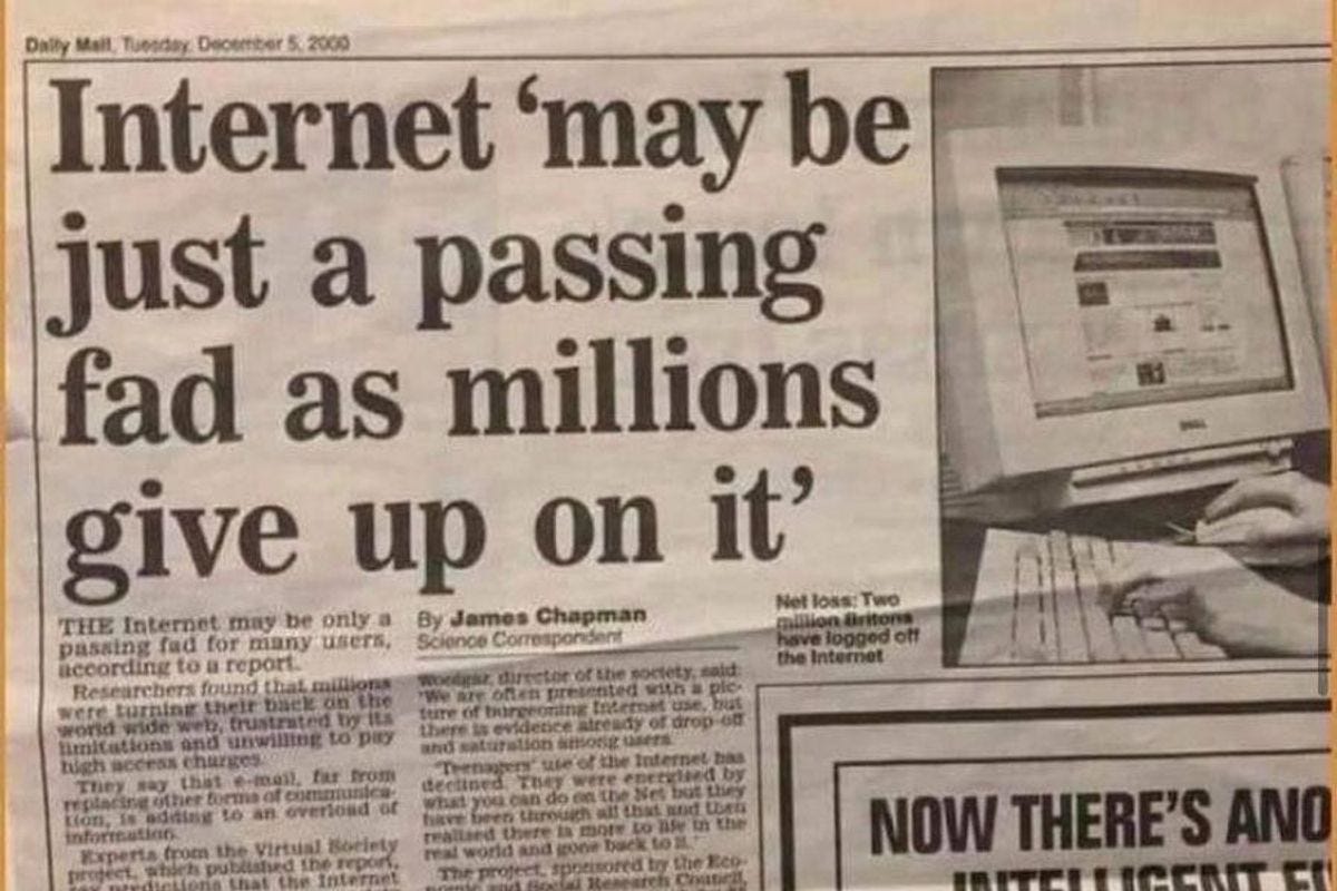 People in the &#39;90s and early 2000s trying to explain the internet is pure  comedy gold - Upworthy