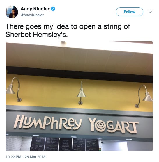 Funny tweet about the name of a yogurt shop