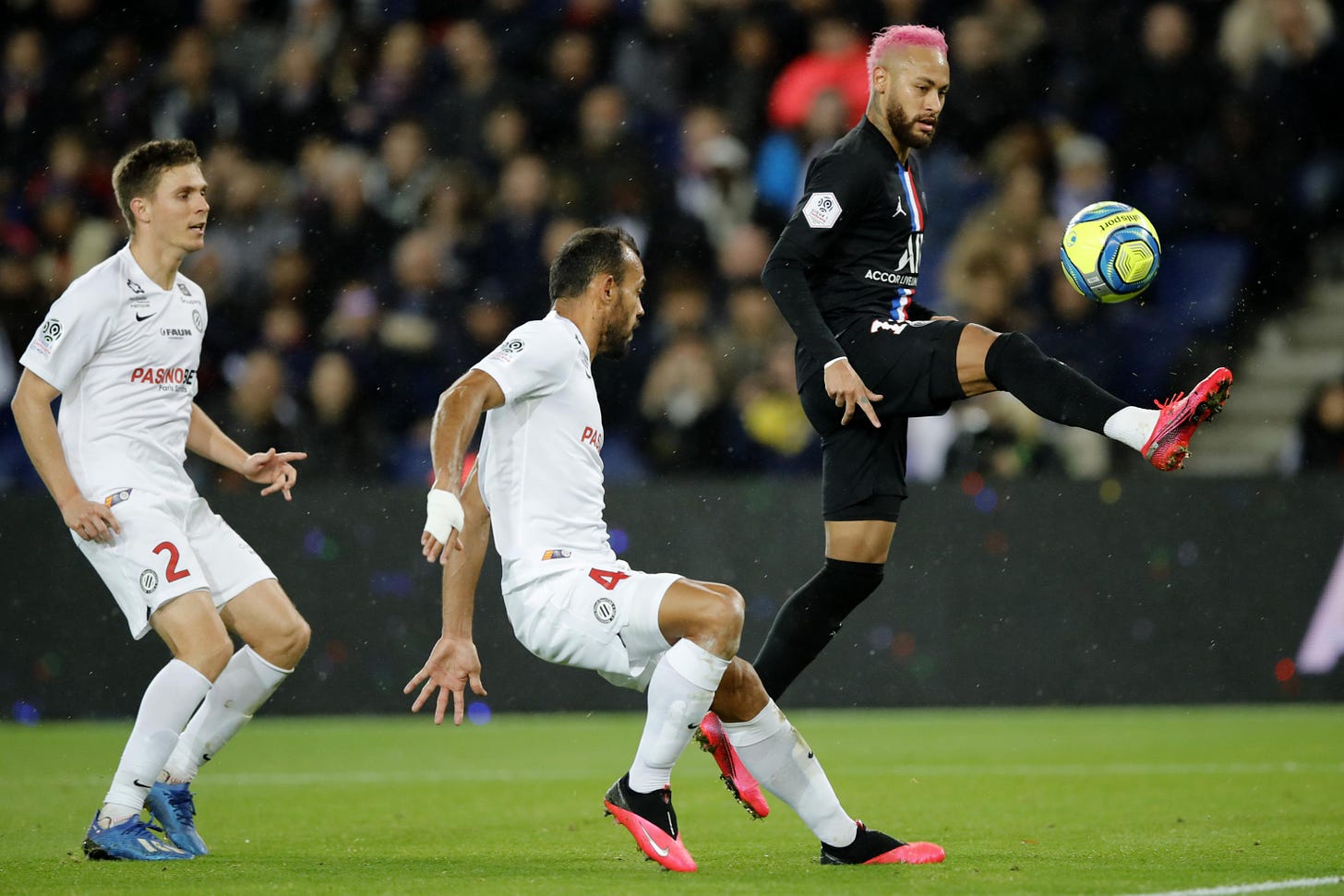 Ligue 1, Ligue 2 Won&#39;t Complete 2019-20 Season amid Coronavirus Pandemic |  Bleacher Report | Latest News, Videos and Highlights