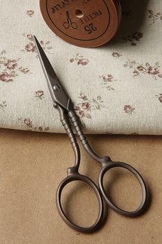 Photo2: Antique Style Scissors - G (2)