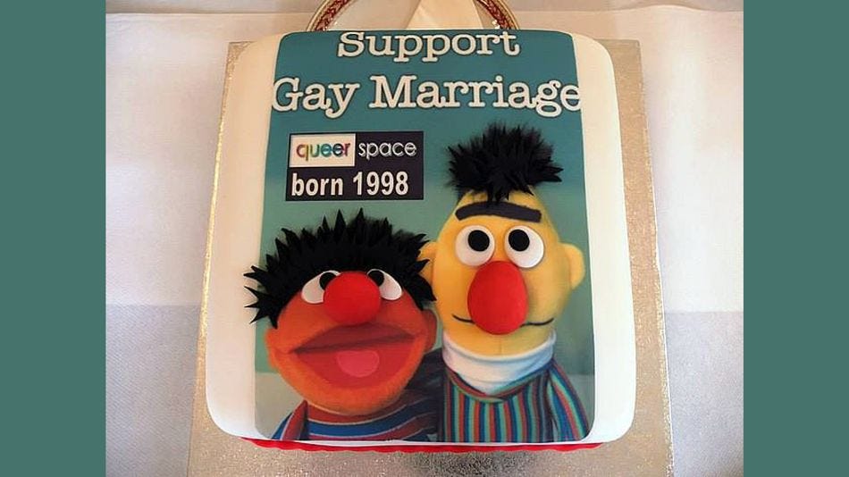 https://media.glide.mailplus.co.uk/prod/images/950_633/gm-7ceb1154-6150-4ccc-9a07-6785519109b7-gay-cake2.jpg