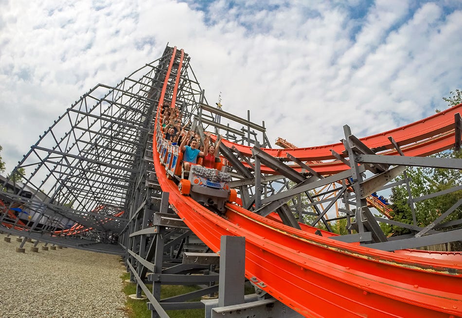 Wicked Cyclone coaster Six Flags New England