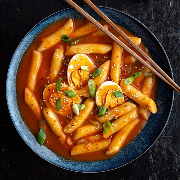 Tteokbokki Recipe - Korean Spicy Rice Cake Stir Fry | Wandercooks
