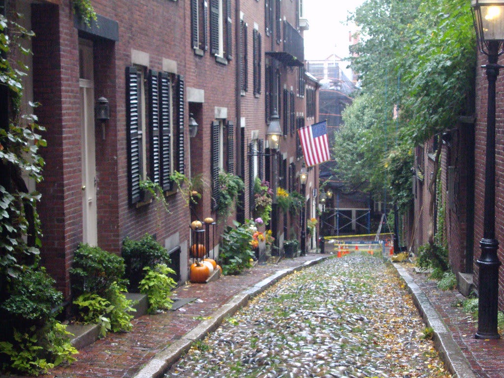Cobblestone streets in Beacon Hill area of Boston.
