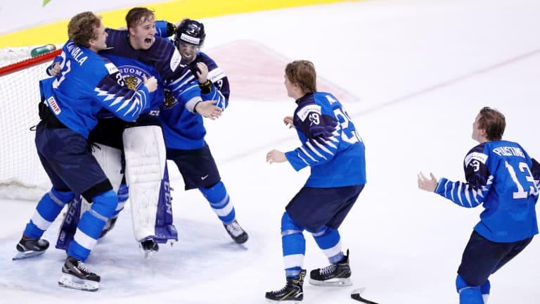 World Junior Championship: Finland tops U.S. to win gold medal - Sports  Illustrated