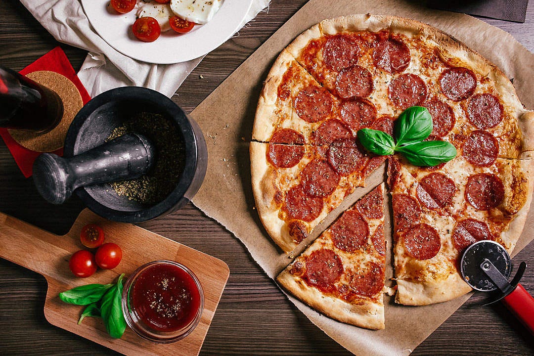 10+ Pizza Free Photos and Images | picjumbo
