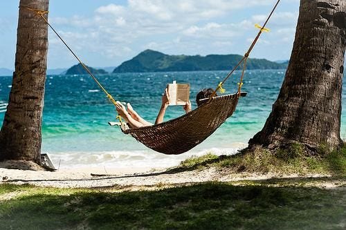 12 Benefits Reading Books Can Have On Your Life | Outdoor, Hammock, Beach  reading
