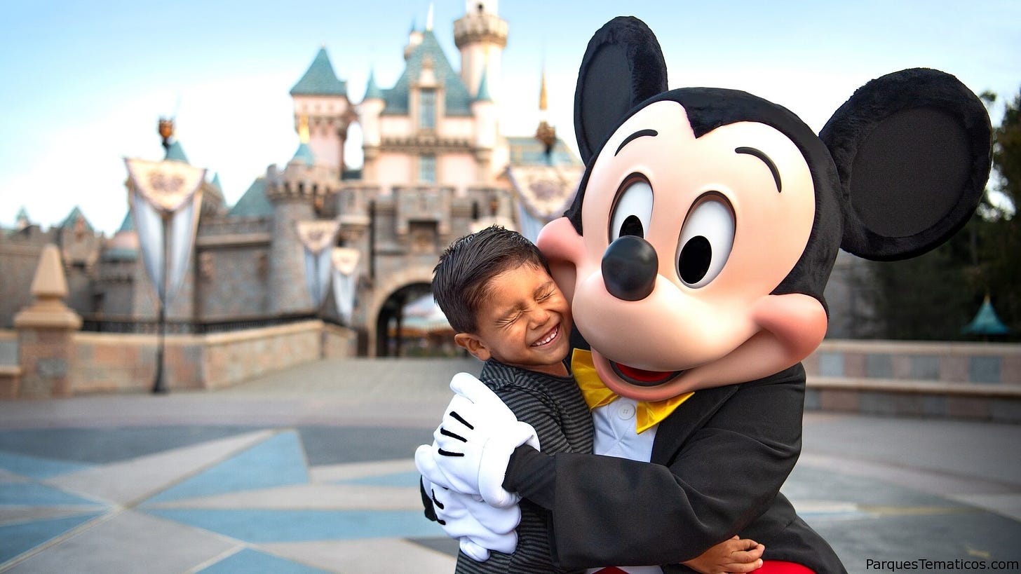 Consejos para visitar el Disneylandia con niños preescolares | Parques  Temáticos