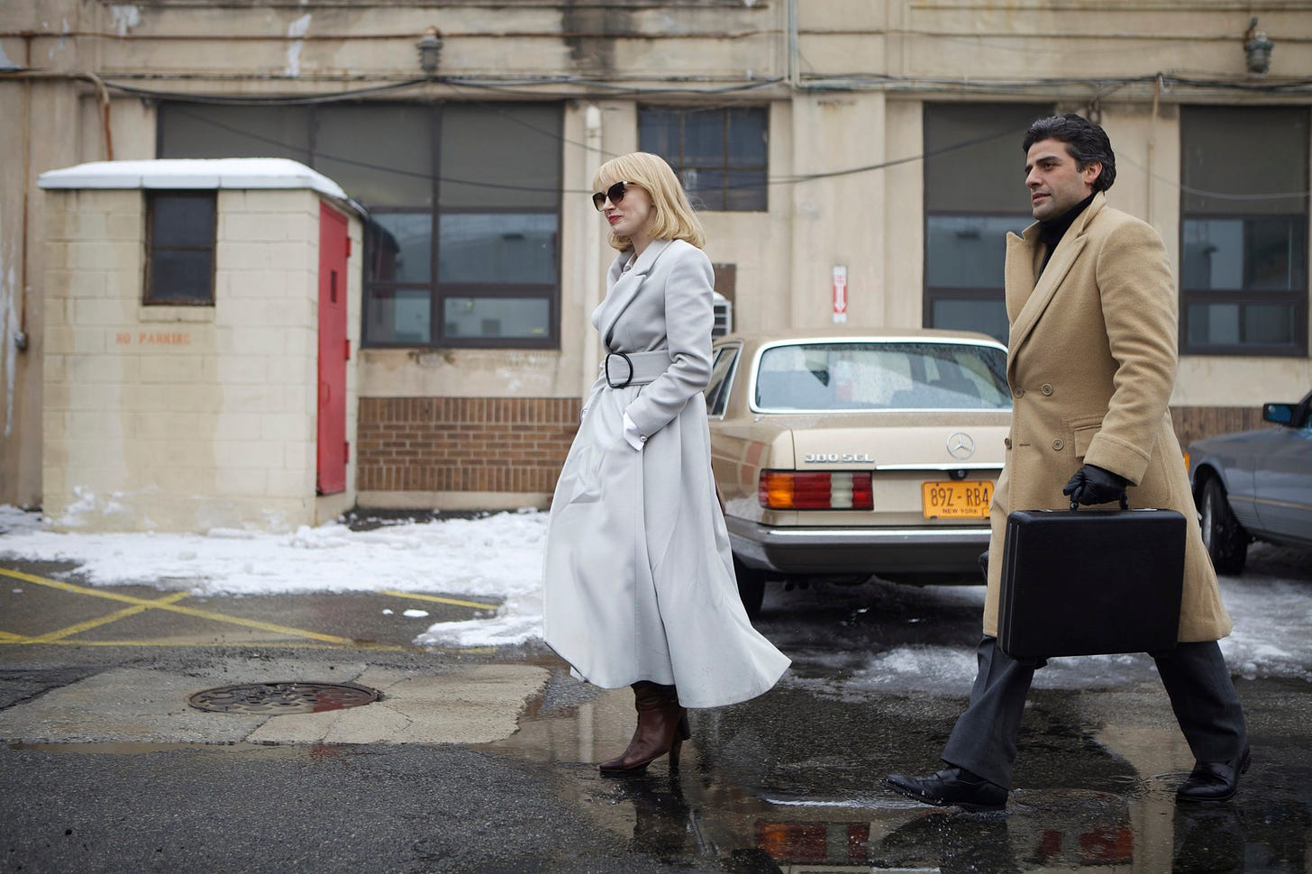 A Most Violent Year,' With Oscar Isaac and Jessica Chastain - The New York  Times