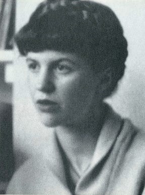 https://upload.wikimedia.org/wikipedia/commons/d/d0/Sylvia_Plath.jpg
