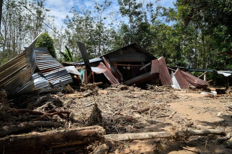 The condition of houses in Kampung Iboi which was badly damaged after being hit by floods yesterday afternoon in Baling, July 6, 2022. — Bernama pic 