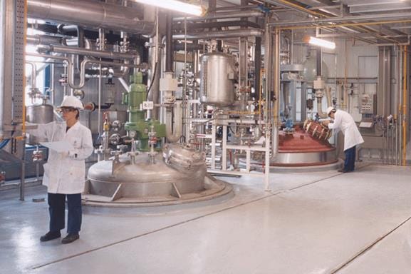 Stainless steel and glass lined reactors suitable for multi-product manufacturing in the Celrà Plant in Girona. European environmental regulations have raised the bar for producing pharmaceutical ingredients on the continent, in some cases pushing the industry eastward. (Courtesy of Medichem)