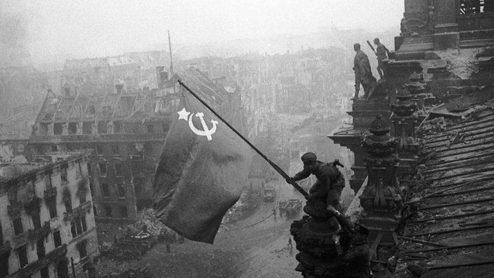 VE Day: The fall of Nazi Berlin in pictures - BBC News