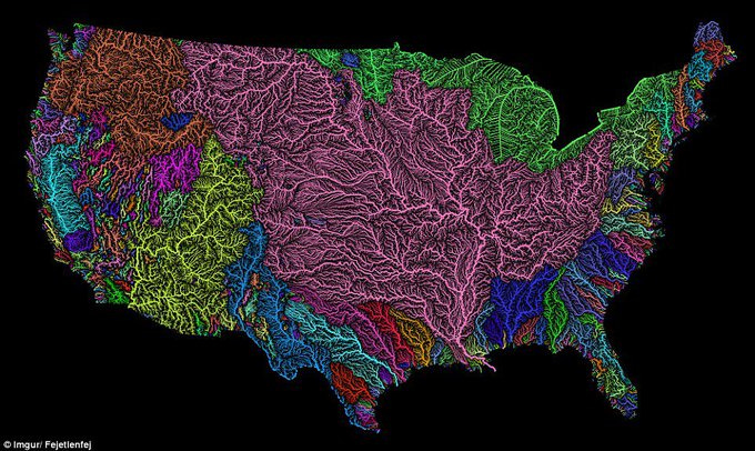 Map showing the river basis of America by color