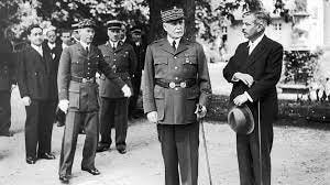 Pétain et le socialiste Laval ensemble pour le « statut des juifs »