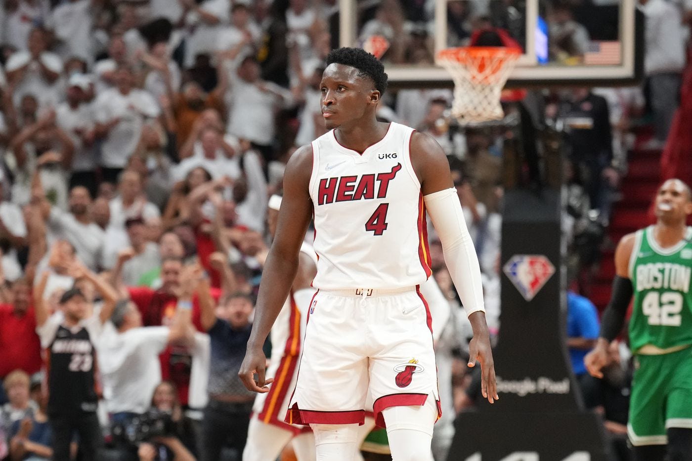 Victor Oladipo contract: SG signs one-year, $11 million with Heat -  DraftKings Nation