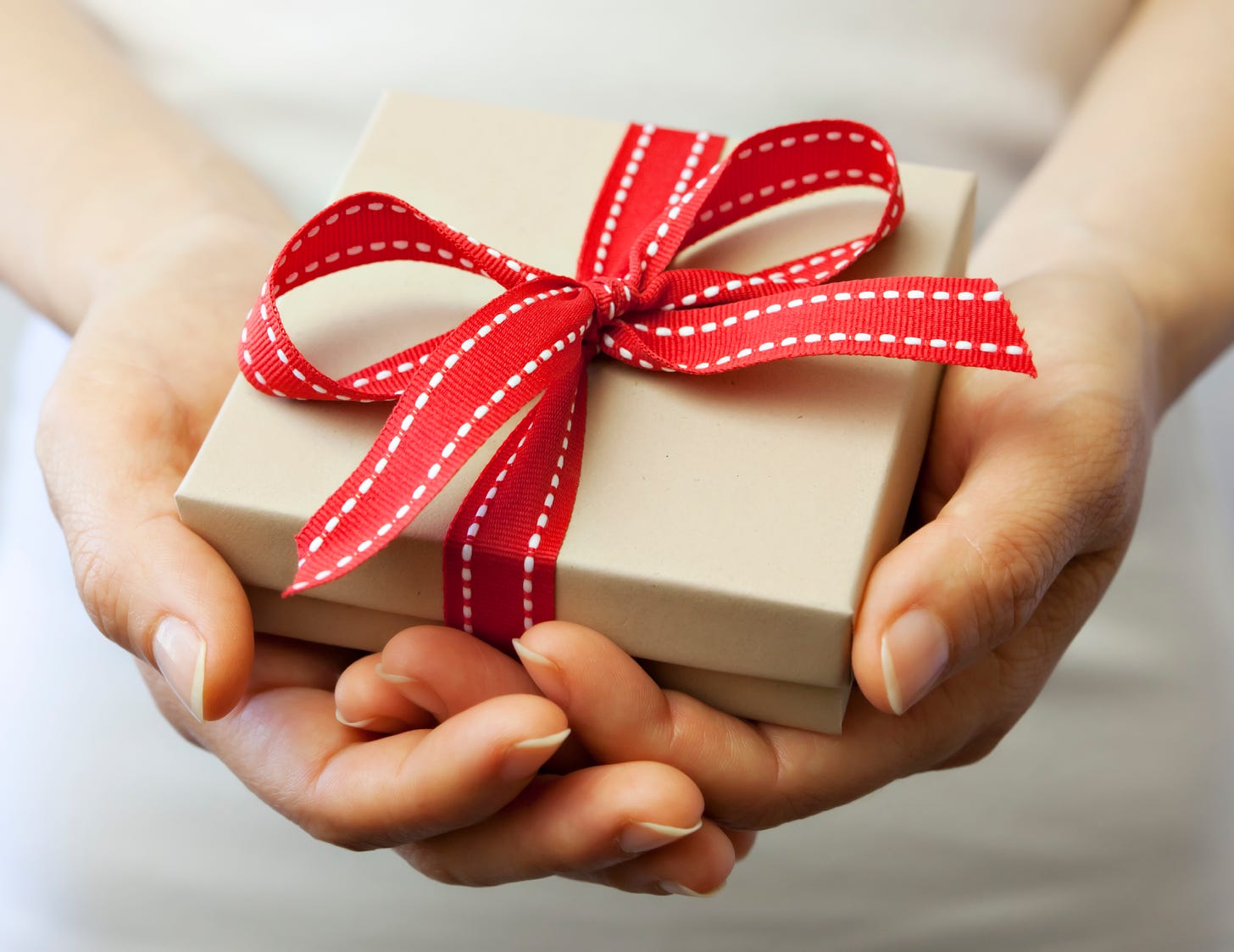 Gift-Giving Traditions from Around the World | Budsies Custom Gifts Blog