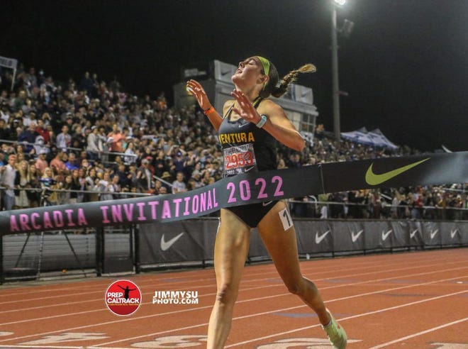 Engelhardt breaks state, world records and ties national in Arcadia