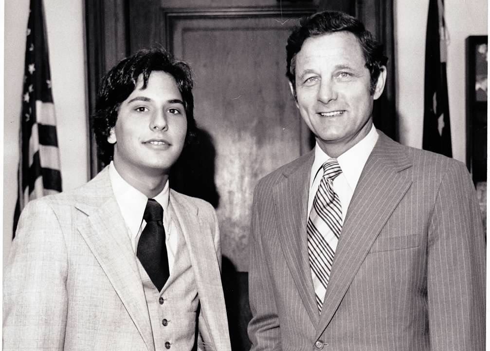 Ronald Klain on Twitter: &quot;Birch Bayh passed away last night. He was author  of Title IX and Sen sponsor of the ERA. Author of the 25th Amendment &amp; the  18-year old vote.