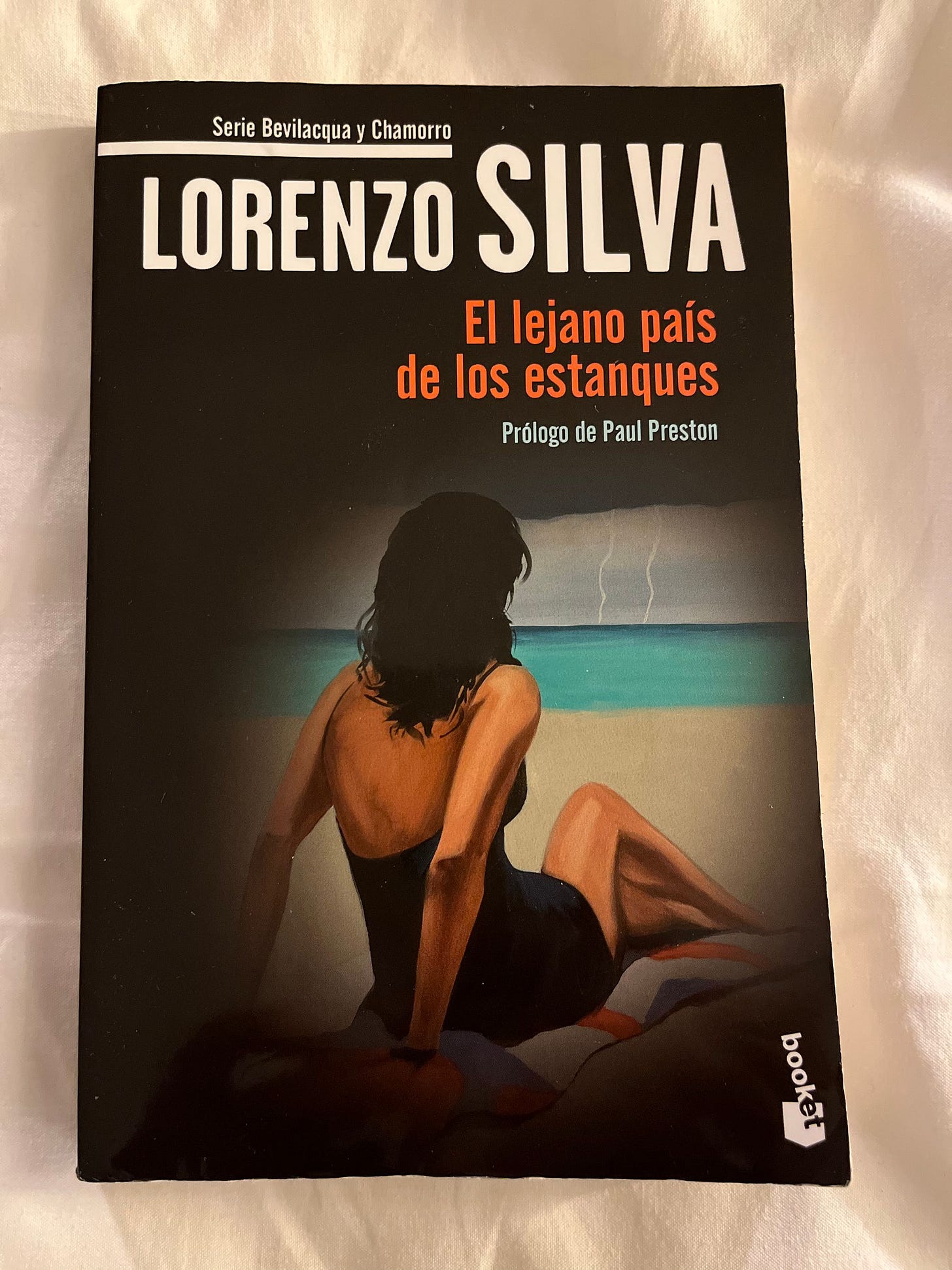 Review: El lejano país de los estanques - Lorenzo Silva