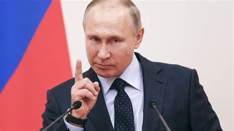 Vladimir Poutine, vingt ans, à coups de dents